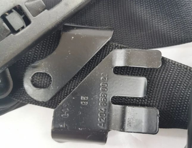 MERCEDES-BENZ C-Class W204/S204/C204 (2004-2015) Forreste højre sikkerhedssele A2048602485,A2048680022 20299442