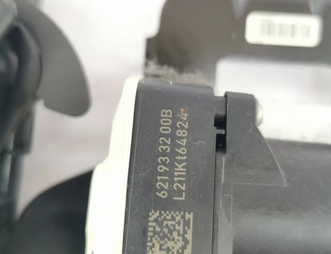 MERCEDES-BENZ C-Class W204/S204/C204 (2004-2015) Forreste højre sikkerhedssele A2048602485,A2048680022 20299442