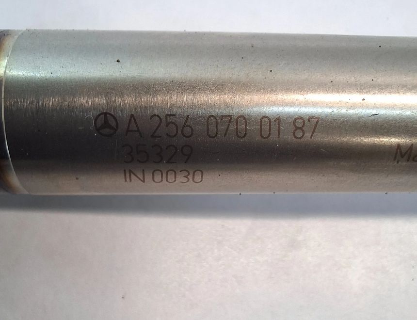 MERCEDES-BENZ E-Class W213/S213/C238/A238 (2016-2024) Højre side brændstofskinne A2760700500,A2760781345,A2560700187,A2760704295 32967477