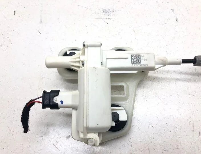 MERCEDES-BENZ GLC Coupe C253 (2016-2019) Centrallås motor A0999068600 21311941