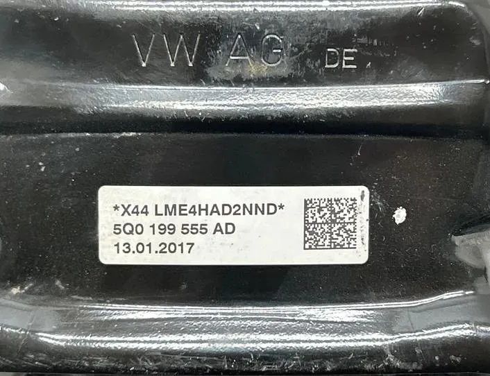 VOLKSWAGEN Passat B8 (2014-2023) Gearkassemontering 5Q0199555AD 27252986