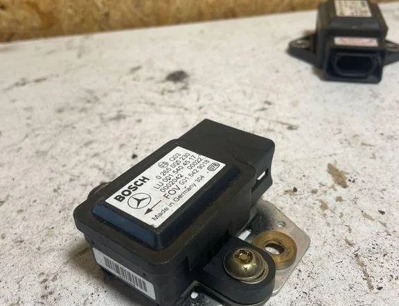 MERCEDES-BENZ Sprinter 2 generation (906) (2006-2018) Accelerationssensor 0015429018 31747591