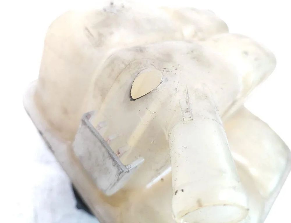 VOLVO C70 2 generation (2005-2013) Ekspansionsbeholder 3M5H8K218AJ 30370053