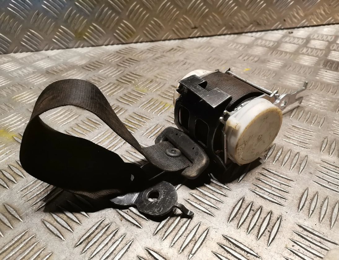 BMW 5 Series F10/F11 (2009-2017) Bagerste venstre sikkerhedssele 9163237 17116864