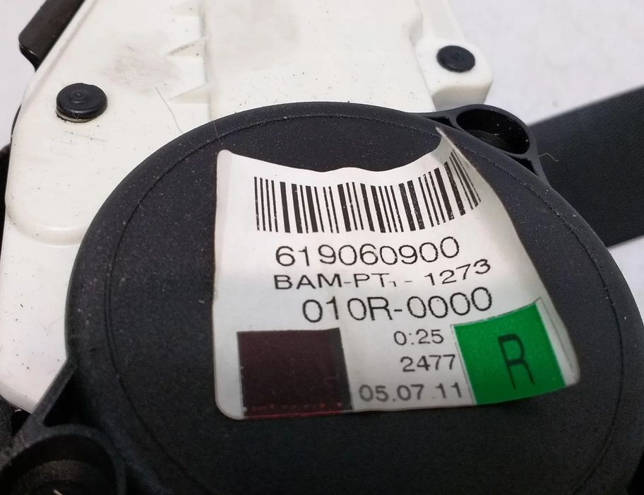 MERCEDES-BENZ C-Class W204/S204/C204 (2004-2015) Forreste højre sikkerhedssele 619060900 27546898
