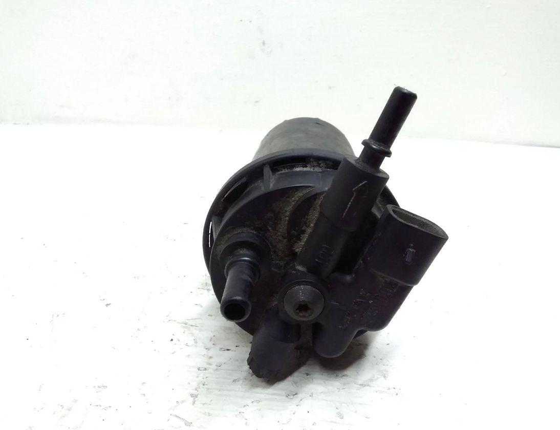 RENAULT Trafic 2 generation (2001-2015) Brændstoffilterhus 8200780972 27624032