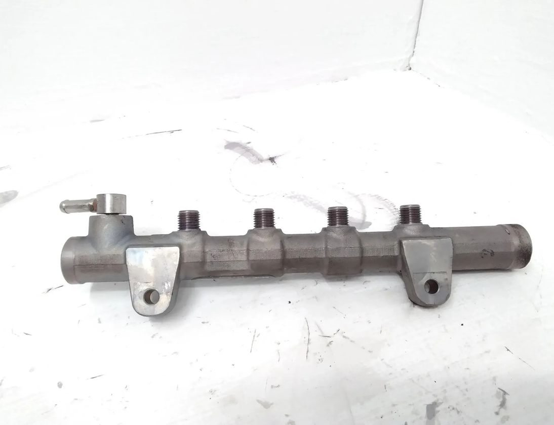 MERCEDES-BENZ GLC X253 (2015-2024) Brændstofskinne A6510701595 27665408