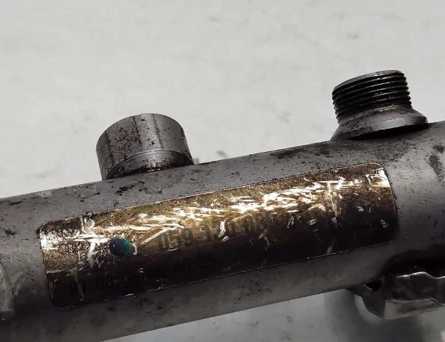 AUDI Q7 4L (2005-2015) Brændstofskinne 059130089AB 27724878