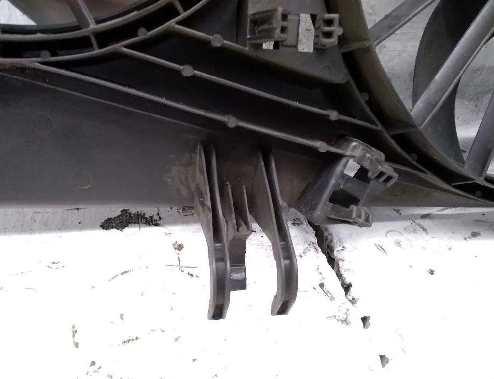 OPEL Movano 2 generation (B) (2010-2021) Motor Køleblæser Køler 214815872R 31614534