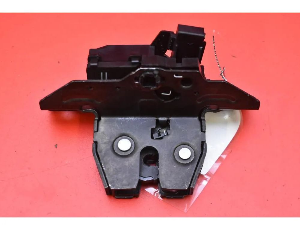 OPEL Astra K (2015-2021) Bagklaps bagklaplås 13509599 33101578