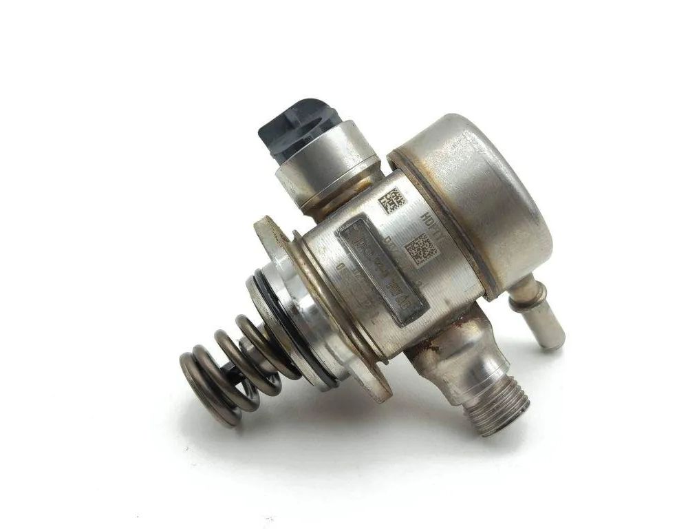 VOLKSWAGEN Golf 8 generation (2019-2023) Brændstofpumpe 0205112,05E127027J 31027135