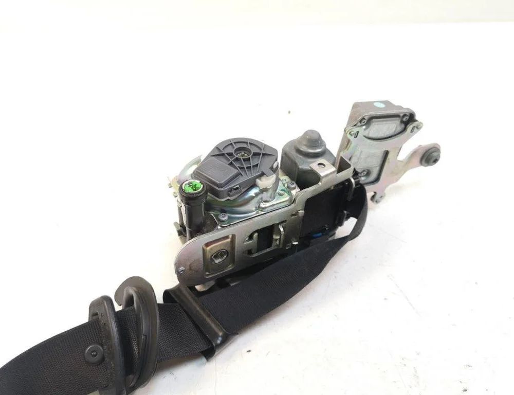 MERCEDES-BENZ C-Class W204/S204/C204 (2004-2015) Venstre forreste sikkerhedssele A2048606785 31138379