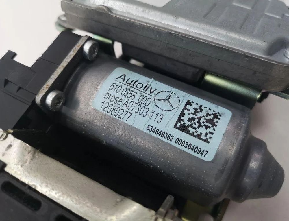 MERCEDES-BENZ E-Class W211/S211 (2002-2009) Forreste højre sikkerhedssele 010R0000,610902000K 31167585