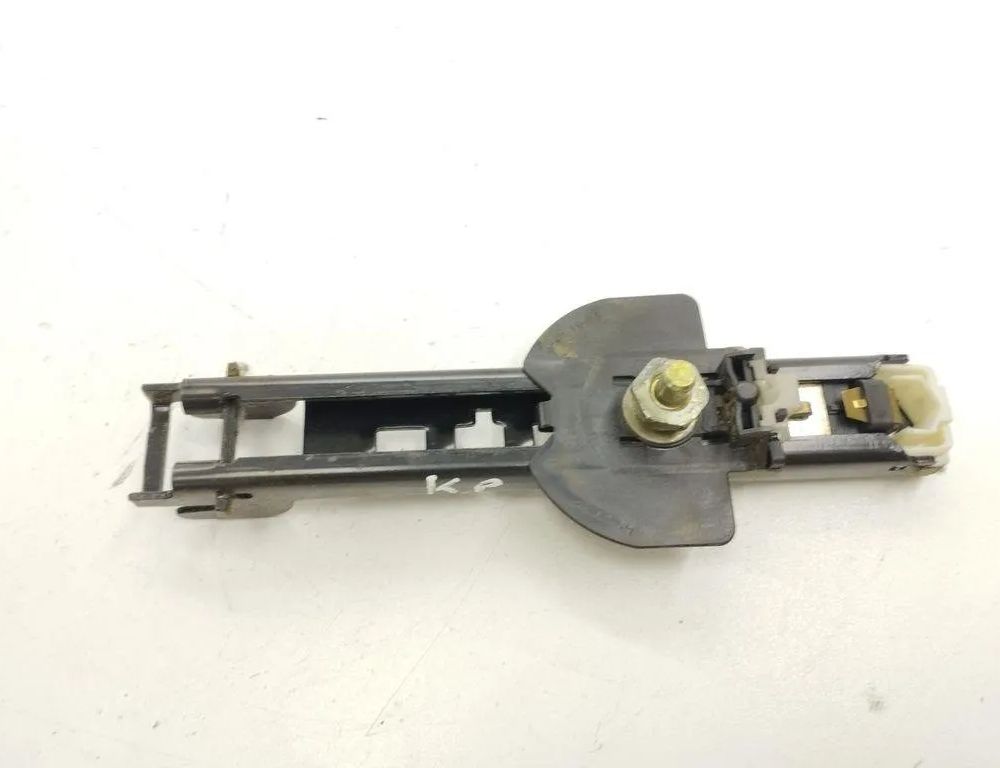 AUDI A6 C6/4F (2004-2011) Forreste venstre sikkerhedssele højdejusterer 4A0857833D 31177396