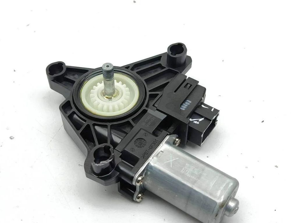 INFINITI QX30 1 generation (2016-2020) Bagerste venstre dør vindue kontrolmotor 968740101,A2469063100 31201091