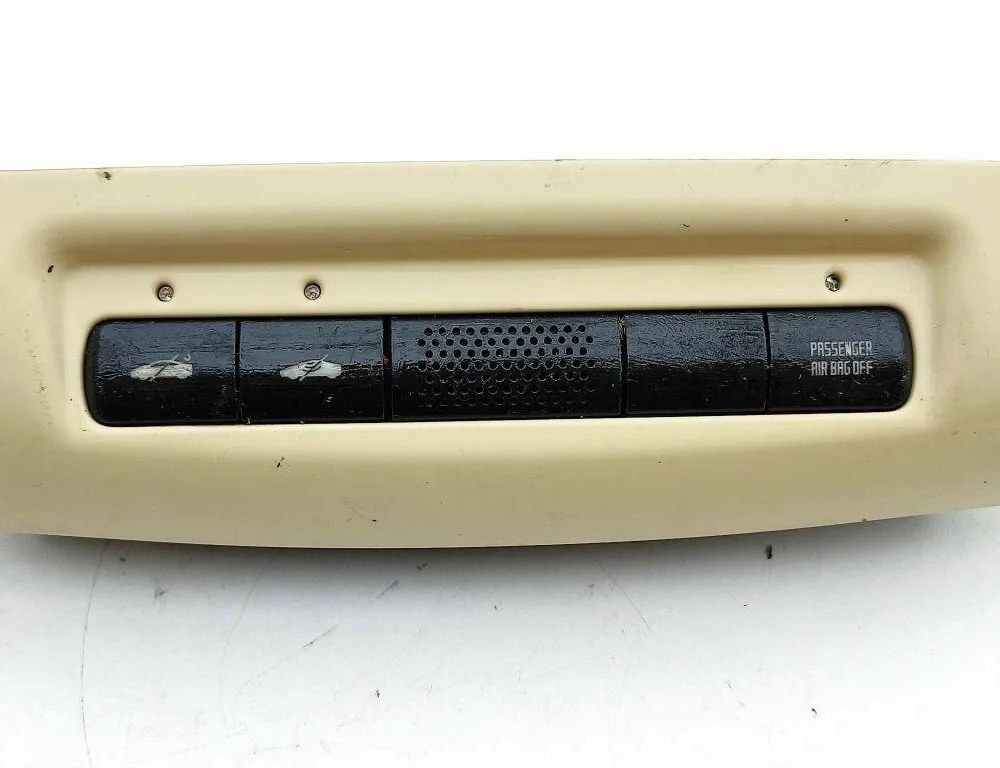 MASERATI Quattroporte 5 generation (2003-2012) Afbrydere 67712700 31962574