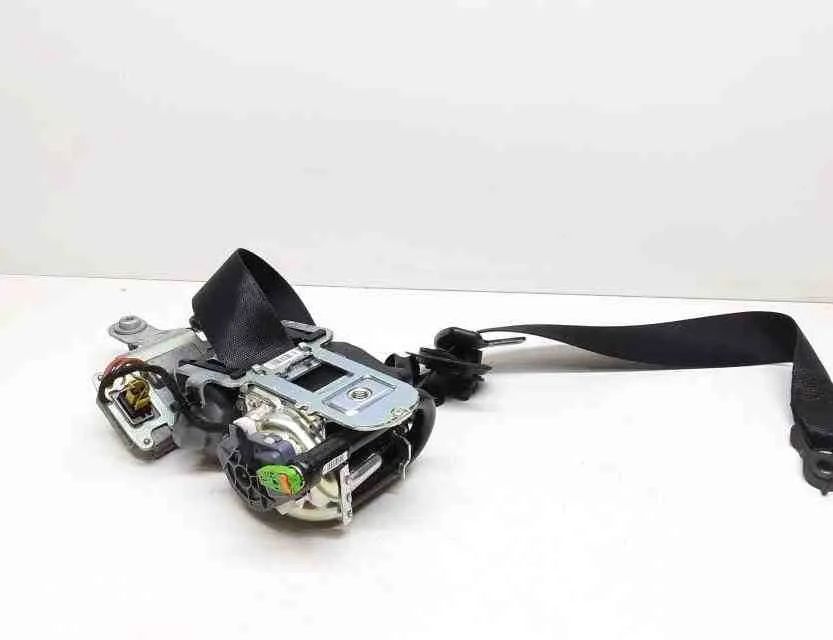 MERCEDES-BENZ C-Class W204/S204/C204 (2004-2015) Venstre forreste sikkerhedssele 610035800D,610902000K 32646046