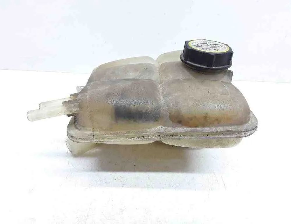 FORD Kuga 1 generation (2008-2013) Ekspansionsbeholder 3M5H8K218AJ 32662944