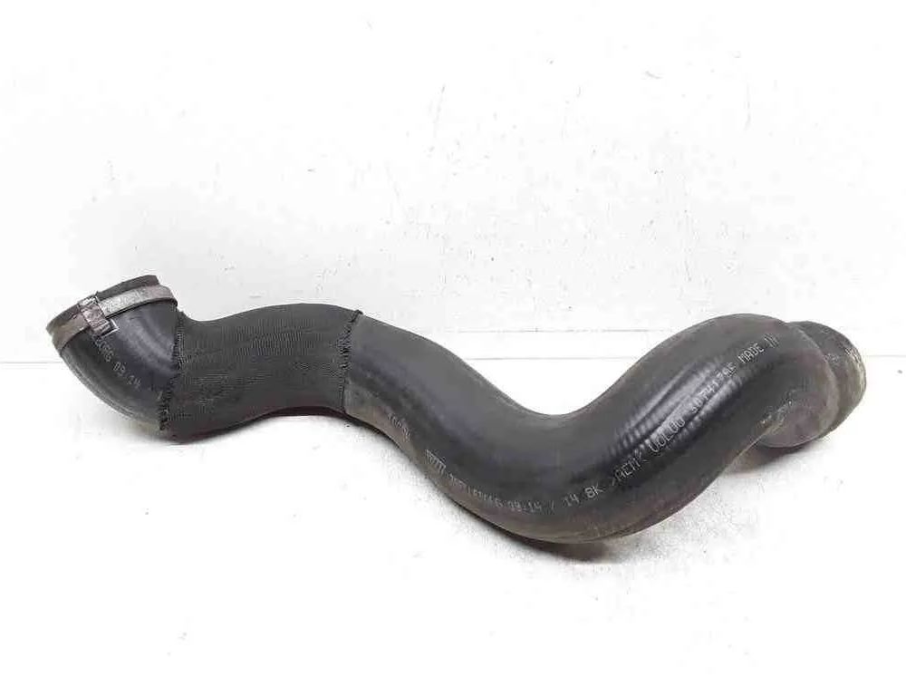 VOLVO XC60 Intercooler Slangerør 30741795 32668276