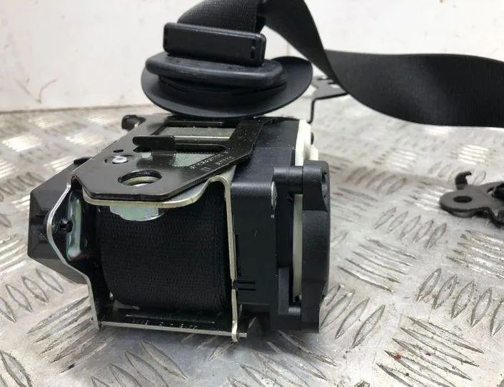 BMW 5 Series F10/F11 (2009-2017) Venstre forreste sikkerhedssele 620279400,010R0000 22989870