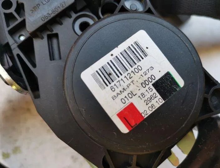 MERCEDES-BENZ E-Class W212/S212/C207/A207 (2009-2016) Tågelygte bag venstre 617112100,610035800D,A07303113 20428136