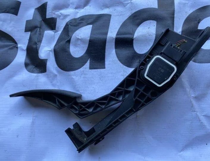 MERCEDES-BENZ M-Class W164 (2005-2011) Gaspedal 1643000004,A1643000004 20428243