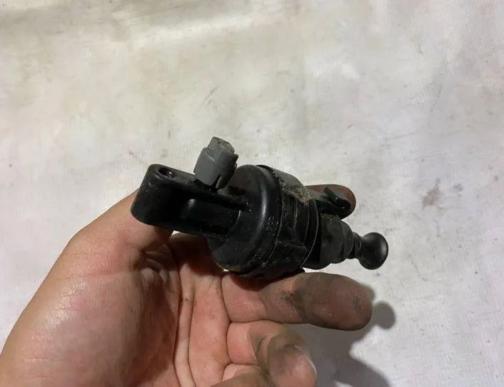 MERCEDES-BENZ E-Class W210 (1995-2002) Centrallås Vakuumpumpe 400139 21492374