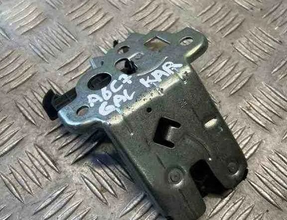 AUDI A6 C6/4F (2004-2011) Bagklaps bagklaplås 8K9827505A 32459021