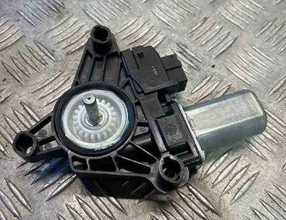 MERCEDES-BENZ GLE W166 (2015-2018) Bagerste højre dør vindueskontrolmotor A2469063100 32459183