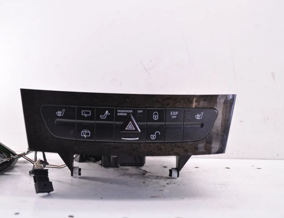 MERCEDES-BENZ E-Class W211/S211 (2002-2009) Afbrydere A2116800552 31650816