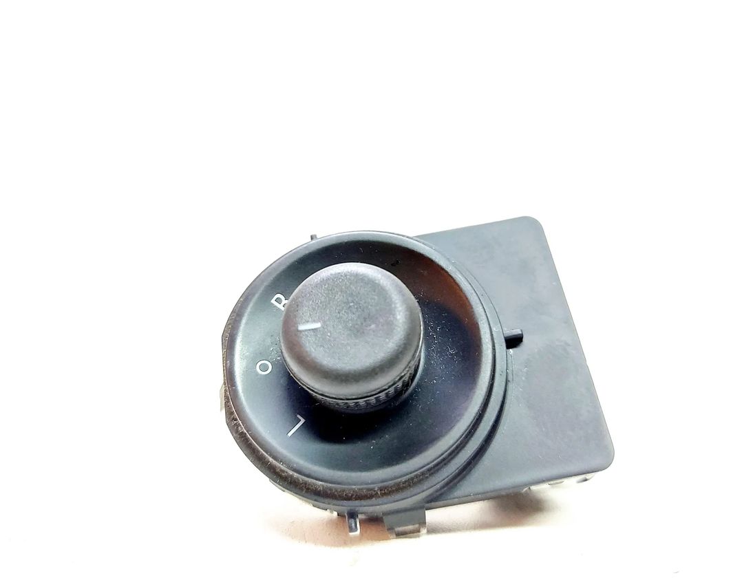 OPEL Astra J (2009-2020) Kontakt til spejljustering 13271827 30133477