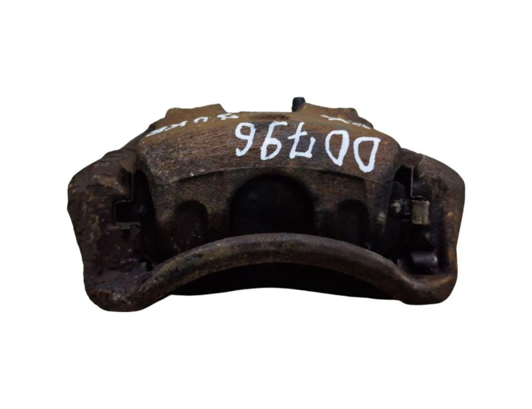 NISSAN Juke YF15 (2010-2020) Venstre forreste bremsekaliber 30147983