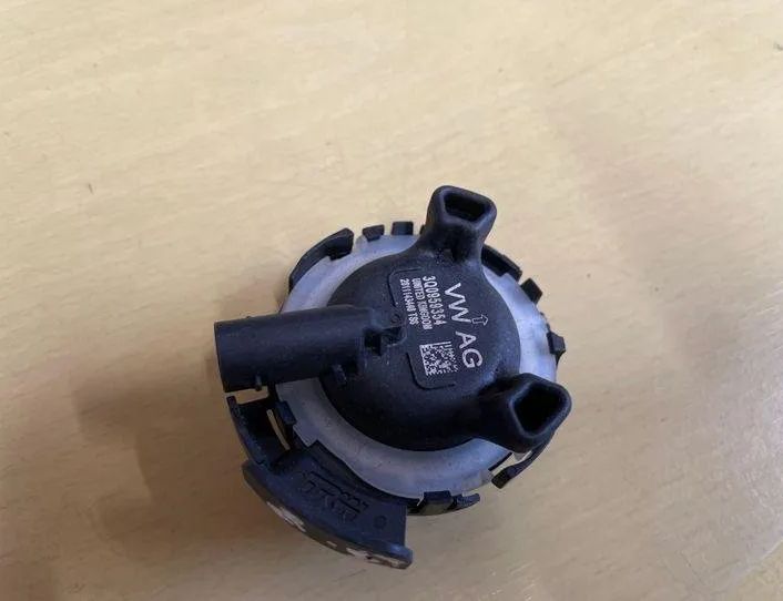 VOLKSWAGEN Passat Variant 1 generation (2010-2024) Højre bageste stødsensor 3Q0959354 22176743