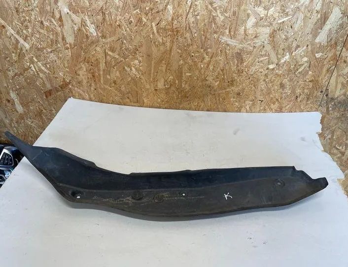 MERCEDES-BENZ C-Class W205/S205/C205 (2014-2023) Vinge færdiggørelse A2058890125 22209054