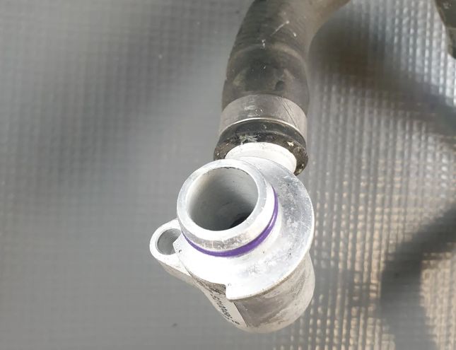 BMW 5 Series G30/G31 (2016-2023) Kølerslangerør 8602622,17128602622,7531977,S2100466 25629611