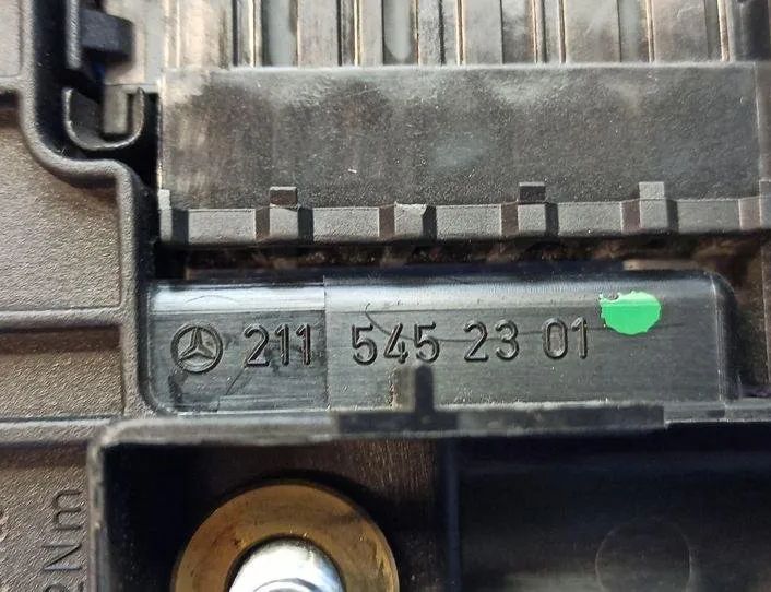 MERCEDES-BENZ E-Class W211/S211 (2002-2009) Strømfordelingsboks 2115452301,013948411 21213661