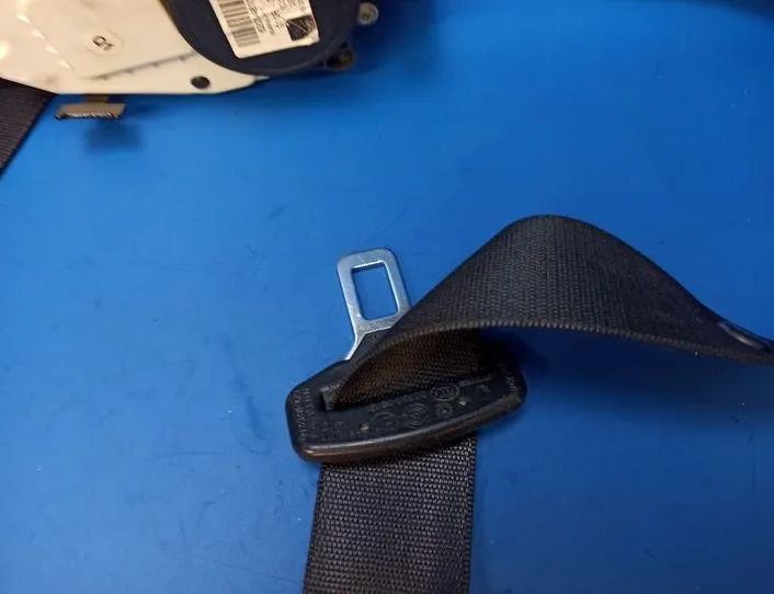 MERCEDES-BENZ E-Class W212/S212/C207/A207 (2009-2016) Forreste højre sikkerhedssele 620048100,A2128600886,621933200E 21217001