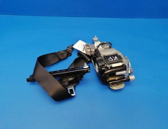 MERCEDES-BENZ C-Class W204/S204/C204 (2004-2015) Venstre forreste sikkerhedssele 615275000 21220725