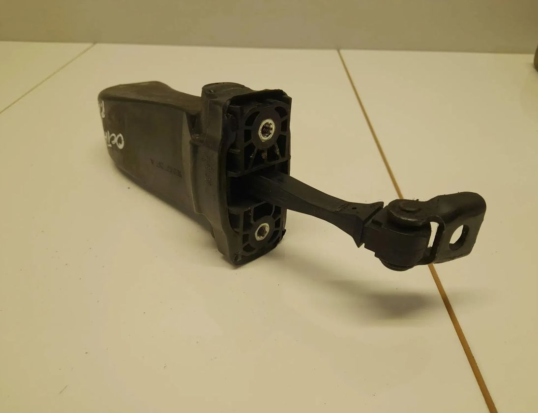 SKODA Octavia 1 generation (1996-2010) Forreste venstre dørbegrænser 5e0837267a 29490269