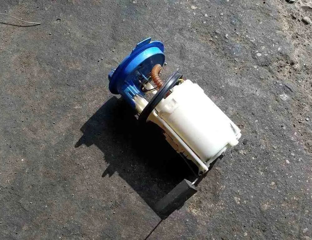 VOLKSWAGEN Golf 8 generation (2019-2023) Brændstofpumpe 1K0919051AE 32528109