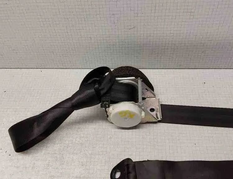 CITROËN C5 2 generation (2008-2017) Bagerste venstre sikkerhedssele 33037442,33035173,96561744XX,E1040907,00052287,33060135 32560225