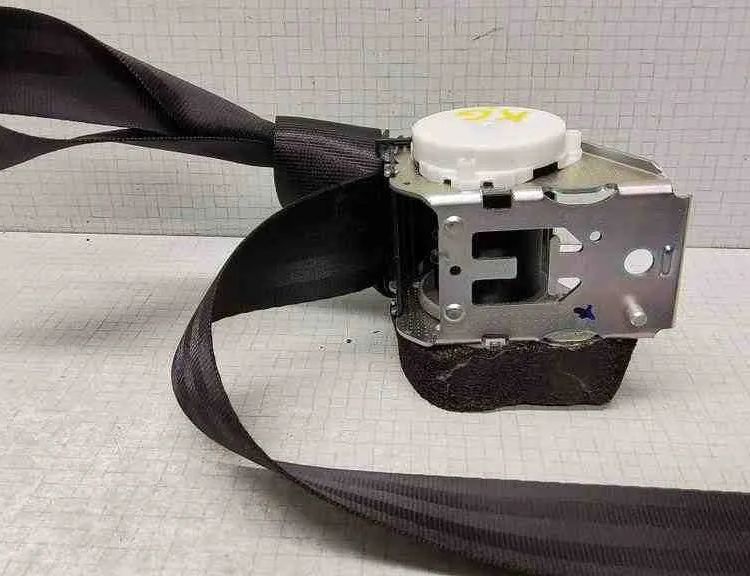 CITROËN C5 2 generation (2008-2017) Bagerste venstre sikkerhedssele 33037442,33035173,96561744XX,E1040907,00052287,33060135 32560225