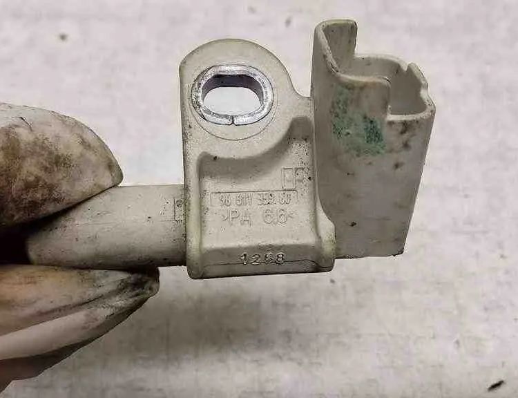 CITROËN C5 2 generation (2008-2017) Krumtapakselpositionssensor 19207V,3M5Q12K073CA,9628559880,1314032,3M5Q12K073AB,1490841,3M5Q12K073AC,1229954,30725885,3322073J10000,3322069K20000,1255020,9661135980,96285598,96285599,9628559980,9665443580 32560633