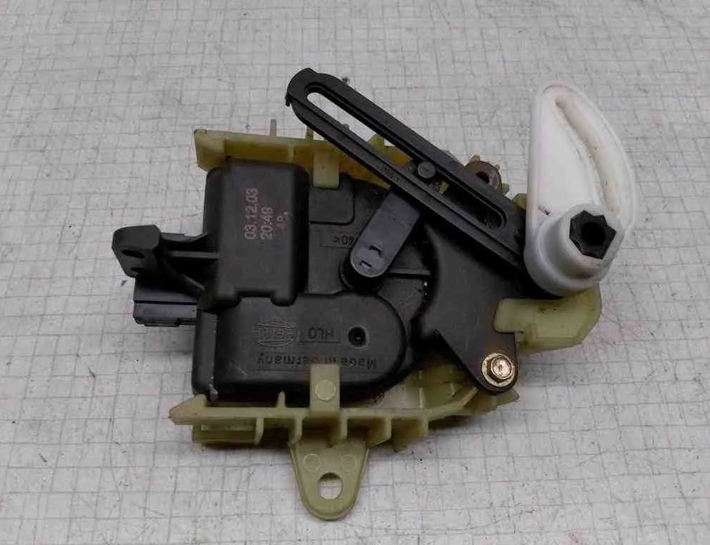 SKODA Octavia 1 generation (1996-2010) Kabinevarmer klapmotoraktuator 32623203