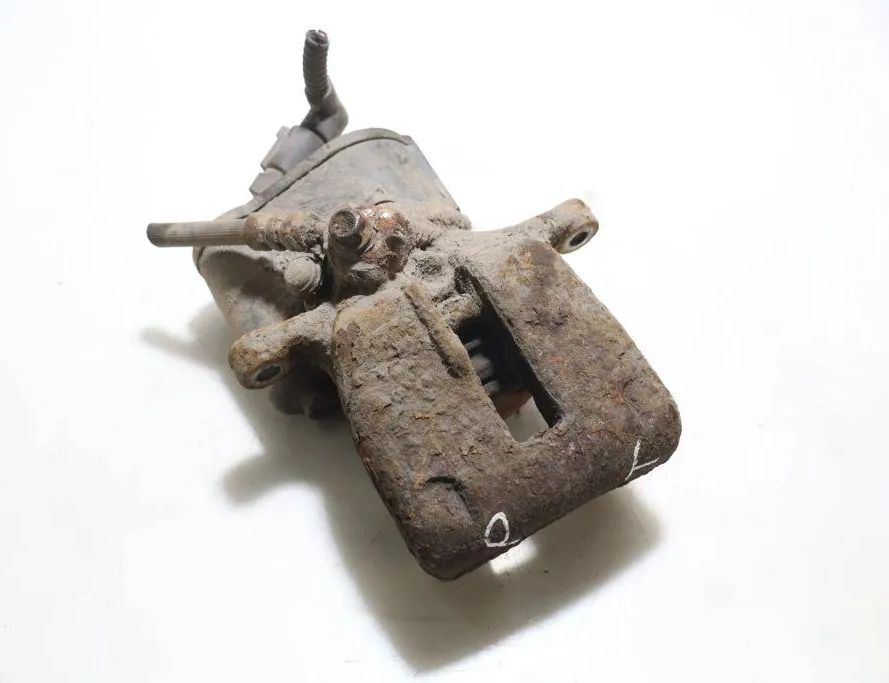 VOLKSWAGEN Tiguan 1 generation (2007-2017) Højre bagbremsekaliber 32887272