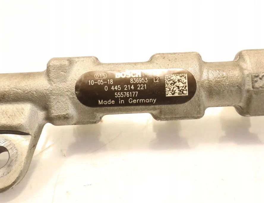 OPEL Insignia A (2008-2016) Brændstofskinne 0445214221 32907326