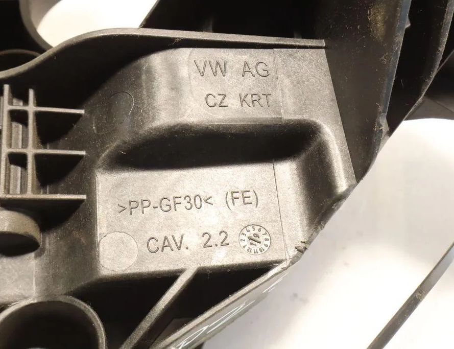 SKODA Fabia 3 generation (2014-2021) Koblingspedal 32912581