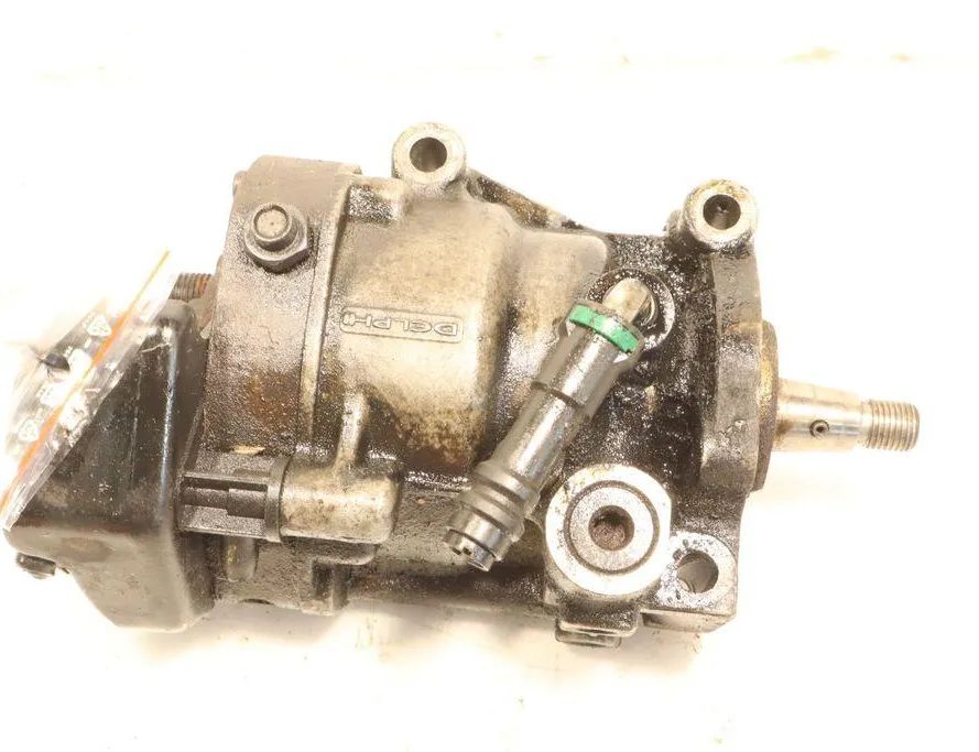 RENAULT Megane 2 generation (2002-2012) Brændstofpumpe R9042A070C 32941141
