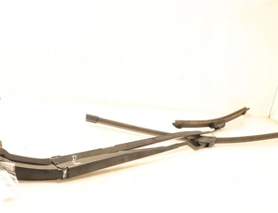 HYUNDAI i20 PB (1 generation) (2008-2014) Forreste viskerarme 32944833