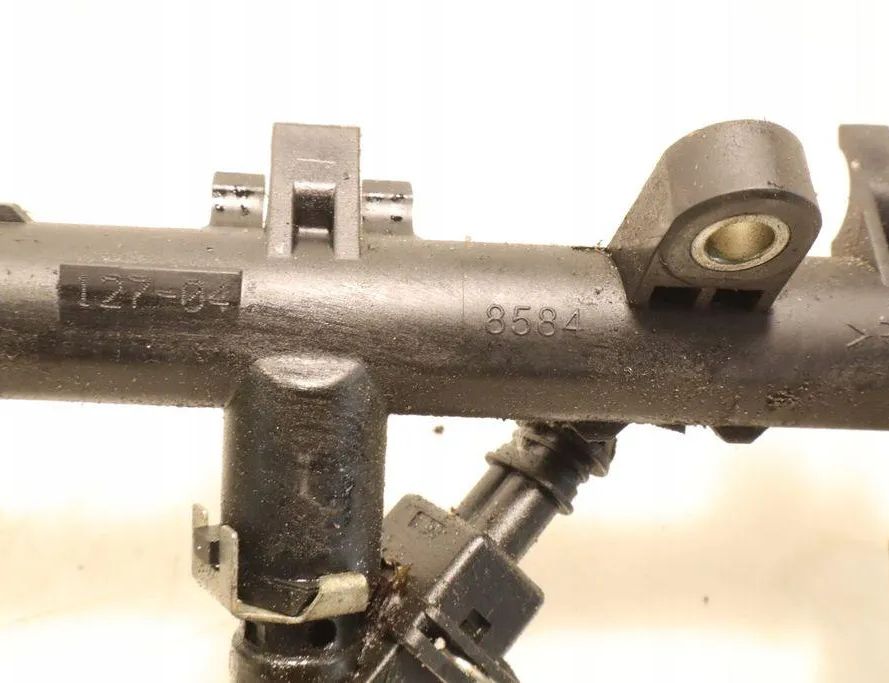 RENAULT Megane 3 generation (2008-2020) Brændstofskinne 8200135504 32947617